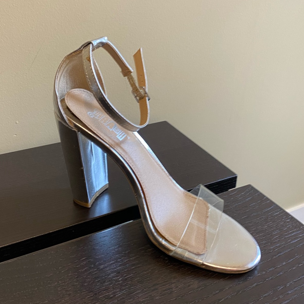 Silver and clear strap chunky Prom high heels Size 6.5